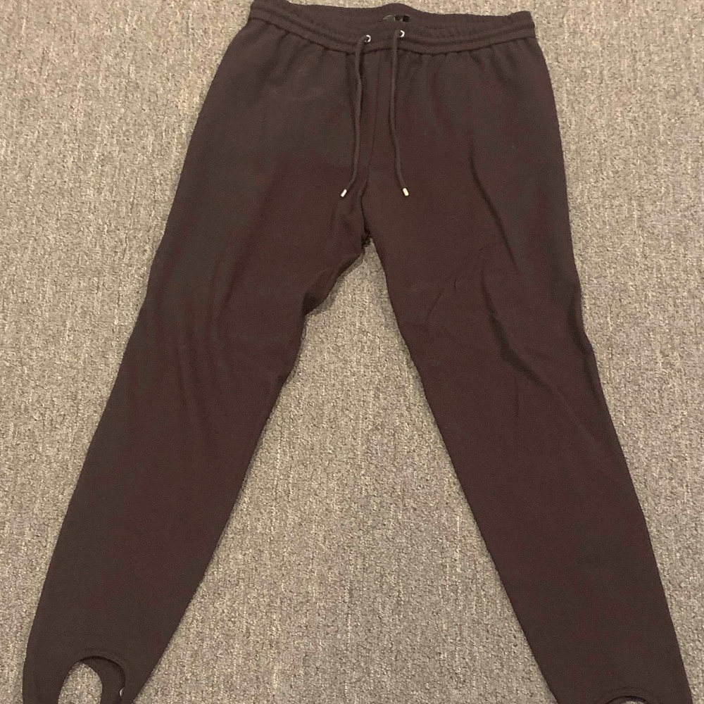 Theory Stirrup Ponte Pants – Size Small – Burgundy